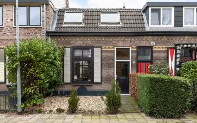 Tussenwoning te koop: St. Vitusstraat 21, Sint Vitusbuurt Hilversum
