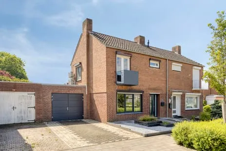 Tussenwoning te koop: St.Medardusstraat 12, Wessem Wessem