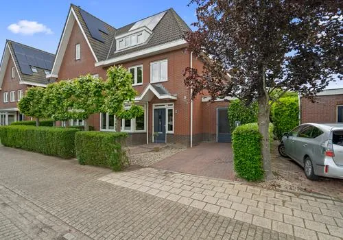 Hoekwoning te koop: Staatsspoor 45, Sporen Houten