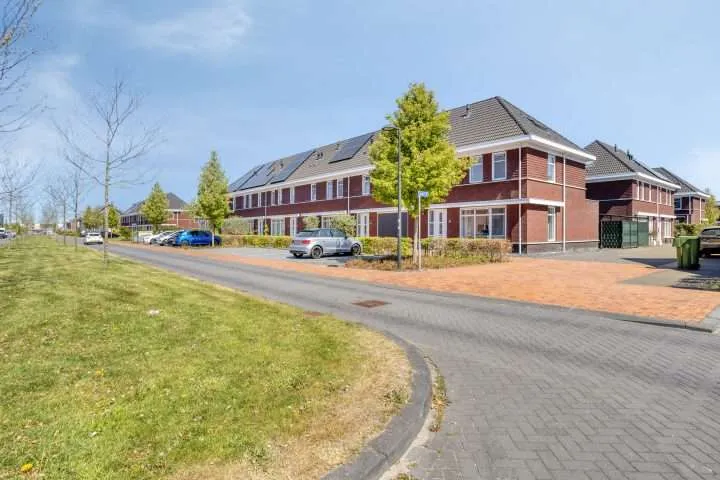 Hoekwoning te koop: Stadhouderlaan 49, Skoatterwald Heerenveen