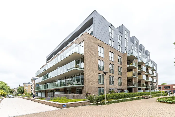 Appartement te huur: Stadhoudersplantsoen 222N, Stadhoudersplantsoen 'S-Gravenhage