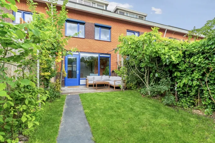 Tussenwoning te koop: Stadhoudersstraat 102, Arnhemse Broek Arnhem