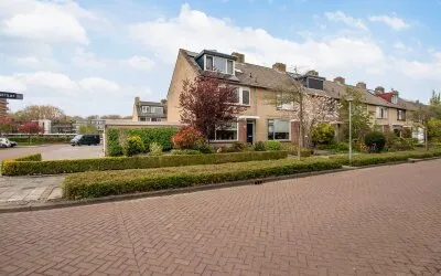 Hoekwoning te koop: Stadhouderstraat 2, Dubbeldam-Noord Dordrecht