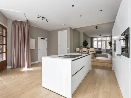 Appartement te koop: Stadhoudersweg 105A, Blijdorp Rotterdam