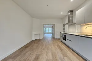 Woning te huur: Stadionkade, Amsterdam