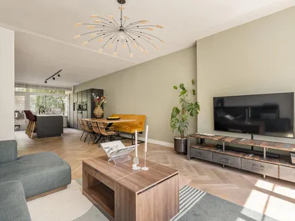 Apartment for sale: Stadionweg 104, Minervabuurt-Midden Amsterdam