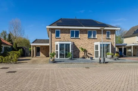 Twee-onder-één-kap te koop: Stadsbroek 123, Bredevoort Bredevoort