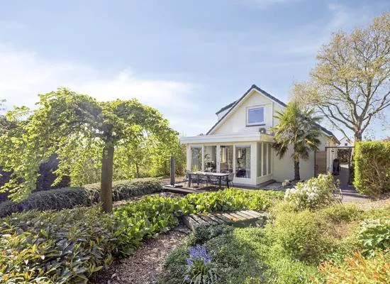 Vrijstaande woning te koop: Stadsedijk 61, Verspreide huizen Helwijk Oudemolen