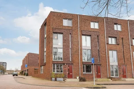 Hoekwoning te koop: Stadskade 198, De Haven Apeldoorn