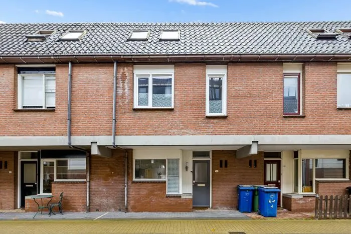 Tussenwoning te koop: Stadswerf 86, Almere