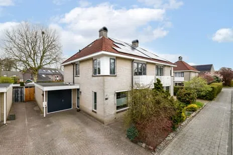 Twee-onder-één-kap te koop: Stal 20, De Trisken rondom Drachten