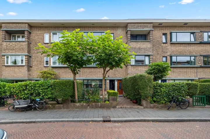 Apartment for sale: Stalpertstraat 27, Duinzigt 'S-Gravenhage