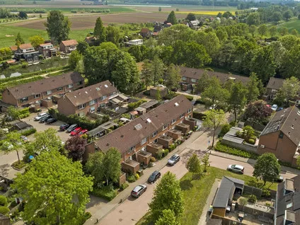 Hoekwoning te koop: Standerdmolen 75, Puttershoek Woonkern Puttershoek