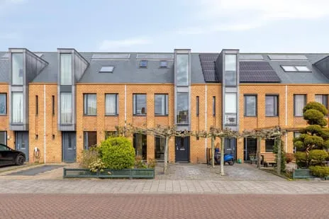 Tussenwoning te koop: Stanislas 42, Hoofddorp Floriande Oost Hoofddorp
