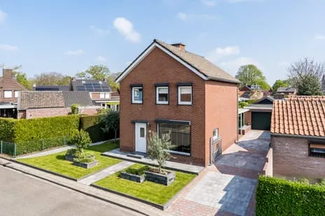 Vrijstaande woning te koop: Stapershofpad 1, Tungelroy Weert