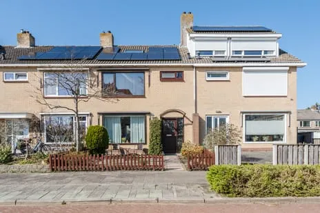 Tussenwoning te koop: Staringlaan 19, Heerhugowaard