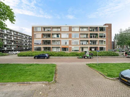 Appartement te koop: Staringlaan 224, Erasmusbuurt Papendrecht