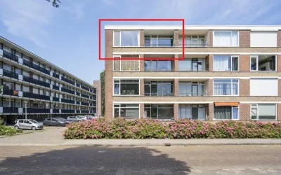 Appartement te koop: Staringlaan 272, Erasmusbuurt Papendrecht