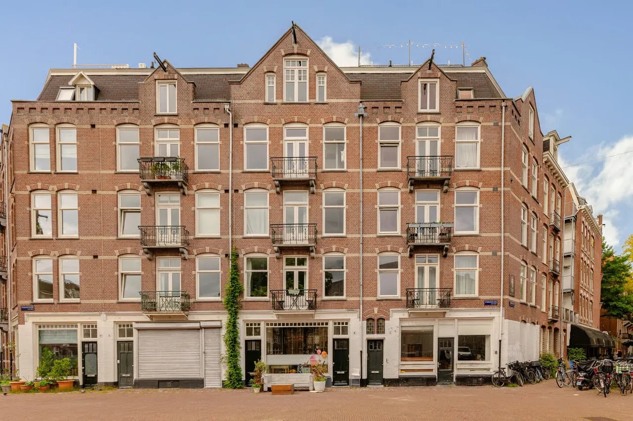 Appartement te koop: Staringplein 2-4, Amsterdam