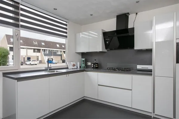Hoekwoning te huur: Staringstraat 300-01, Vondellaan-Zuid Oss