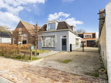 Vrijstaande woning te koop: Stasjonsstrjitte 2, Minnertsga Noord Minnertsga
