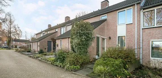 Tussenwoning te huur: Stategaard 37, Heer Maastricht
