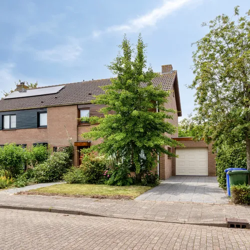 Twee-onder-één-kap te koop: Statenstraat 51, Kern Sas van Gent Sas Van Gent