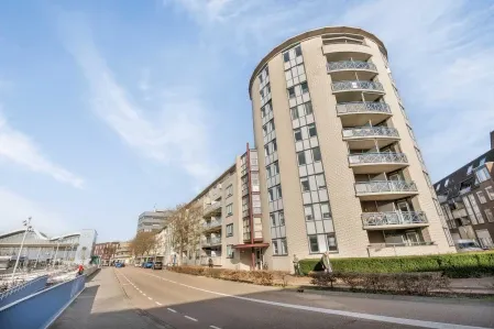 Appartement te koop: Stationsplein 16-33, Sittard