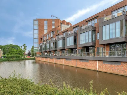 Appartement te koop: Stationsplein 30, Dorrestein-Zuid Nieuwerkerk A/D Ijssel