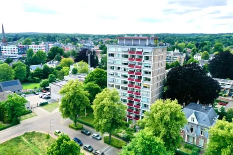 Appartement te koop: Stationsplein 94, Velp-Noord boven spoorlijn Velp (Ge)