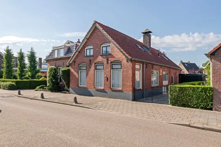Vrijstaande woning te koop: Stationsstraat 13, Zeevaarders Druten