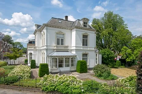 Woning te koop: Stationsstraat 2, Tiel