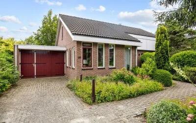 Vrijstaande woning te koop: Stationsstraat 29, Sauwerd Sauwerd