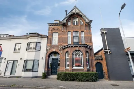Hoekwoning te koop: Stationsstraat 3, Kern Axel Axel