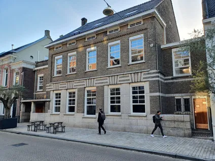 Studio te huur: Stationsstraat 40-01, Tilburg