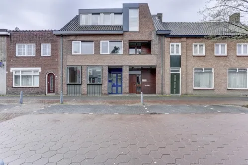 Appartement te koop: Stationsstraat 49, Rijen
