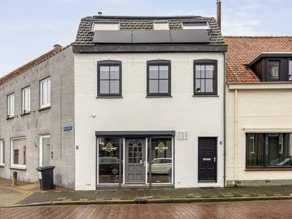 Tussenwoning te koop: Stationsstraat 6, Axel