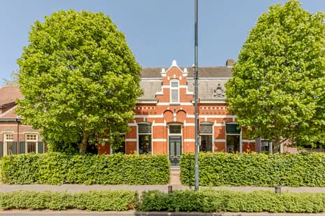 Vrijstaande woning te koop: Stationsstraat 6, Centrumgebied West Rijen Rijen
