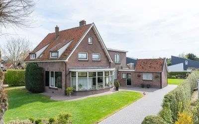 Twee-onder-één-kap te koop: Stationsstraat 63, Putten-Stationsstraat industriegebied Putten