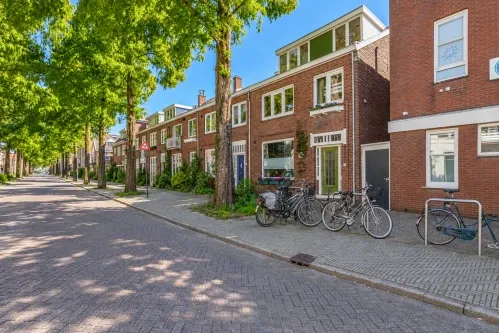 Hoekwoning te koop: Stationsstraat 69K, Zaandam
