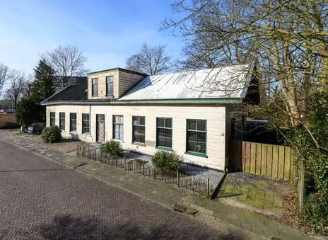 Vrijstaande woning te koop: Stationsstraat 8, Noord Heerenveen