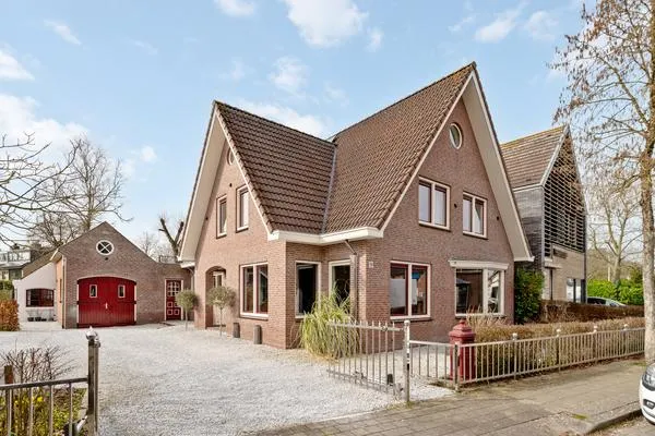 Vrijstaande woning te koop: Stationsstraat 9, Vleuten Vleuten