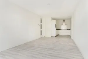 Woning te huur: Stationsstraat, Rhoon