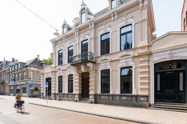 Woning te huur: Stationsstraat, Binnenstad West Tilburg