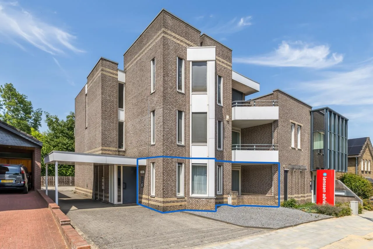Appartement te koop: Stationstraat 200, Nuth