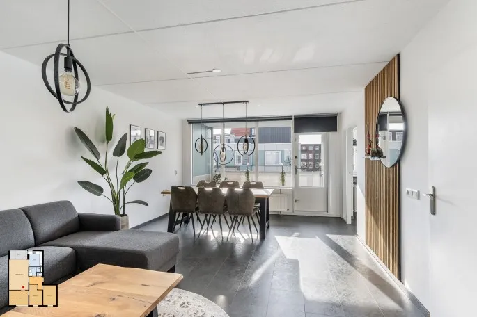 Appartement te koop: Stationstraat 76, Stationsbuurt Schiedam