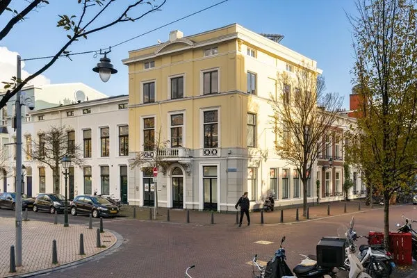 Woning te huur: Stationsweg, 'S-Gravenhage