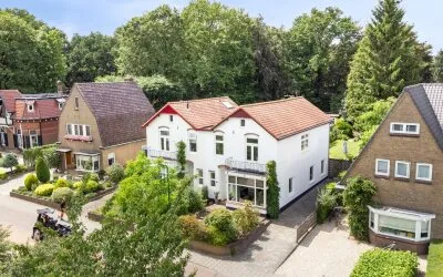 Twee-onder-één-kap te koop: Stationsweg 10, Soest Midden Soest