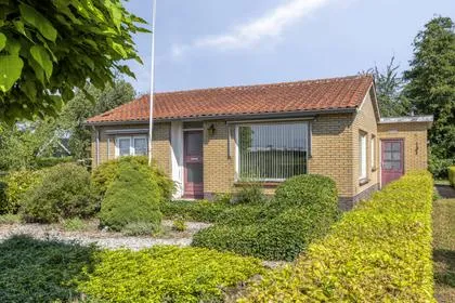 Vrijstaande woning te koop: Stationsweg 28, Wadenoijen e.o. Wadenoijen
