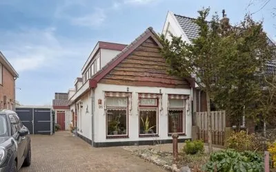 Vrijstaande woning te koop: Stationsweg 31, Hoofddorp